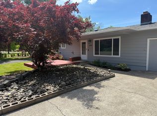 406 Hillview Dr, Lebanon, OR 97355