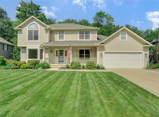 10318 Merriam Ln, Twinsburg, OH 44087