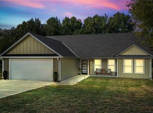 306 E Concord Dr, Plattsburg, MO 64477