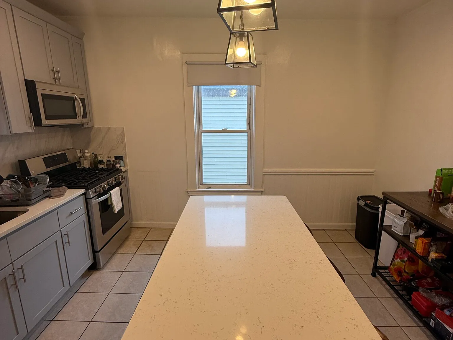 2 bed, 1200 sqft, $3,000 — Photo 2