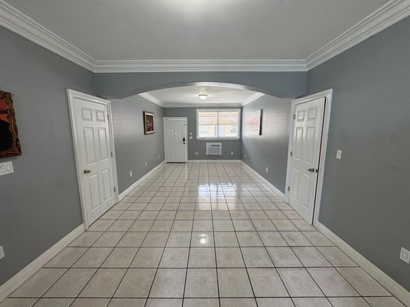 628 NW 1st St #11