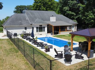 1788 Forestview Ln, Martinsville, IN