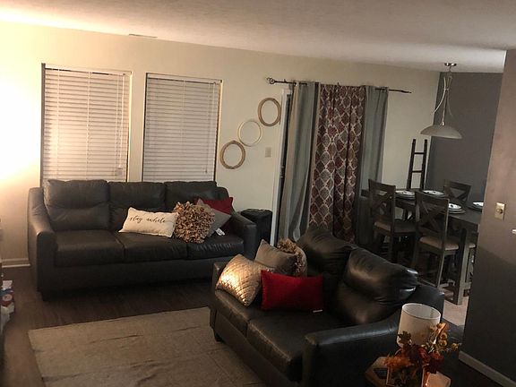 4th image of 4840 Pembridge Dr