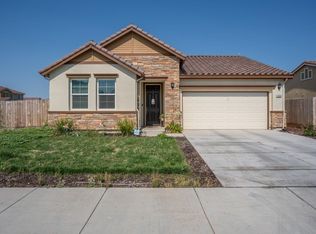1964 Gus Villalta Dr, Los Banos, CA 93635