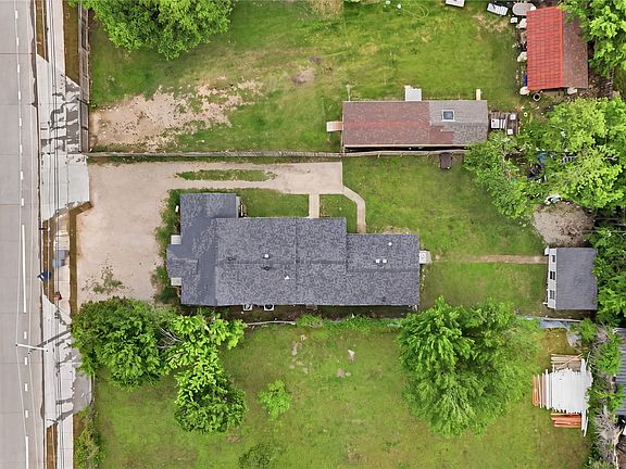 3rd image of 2519 Chalk Hill Rd