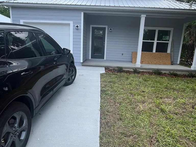 23 Hybiscus Ave — Photo 1