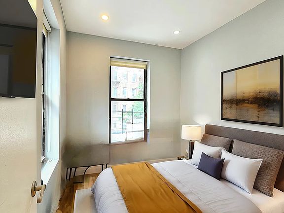 3rd image of 440 Audubon Ave #22