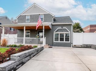 9502 Hilspach St, Philadelphia, PA 19115