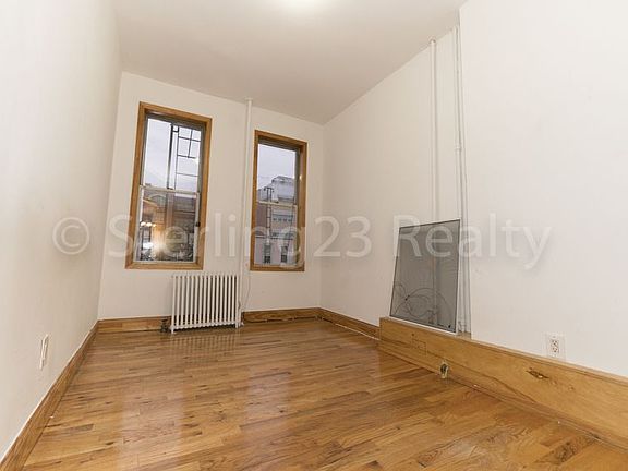 3rd image of 3058 44th St APT 2R