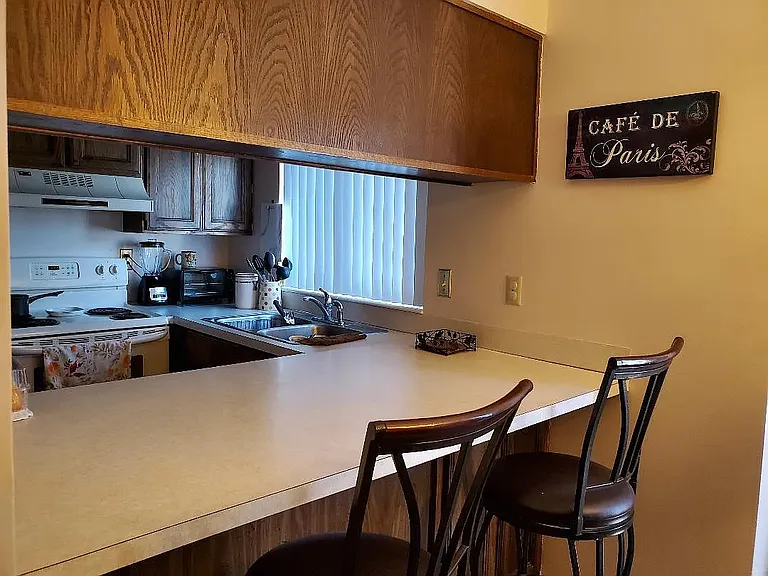 1177 N Fairfield Rd — Photo 12