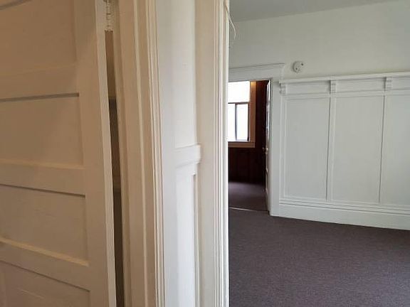 4th image of 1607 Clement St #1