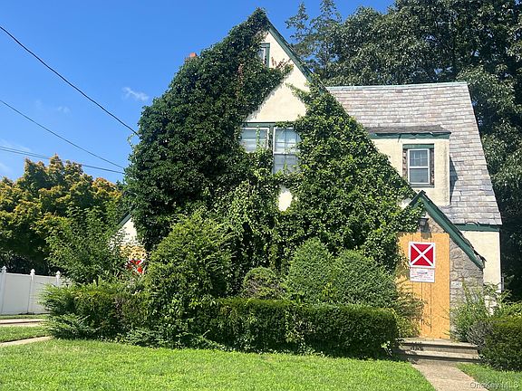 2nd image of 110 Rockaway Parkway
