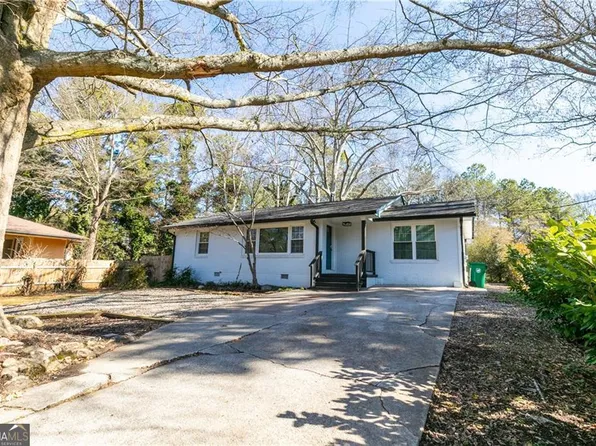 2105 Fellowship Rd, Tucker, GA 30084