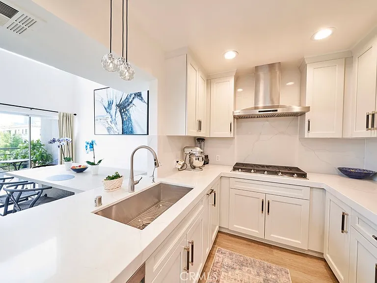 1617 S Beverly Glen Blvd #303 — Photo 18