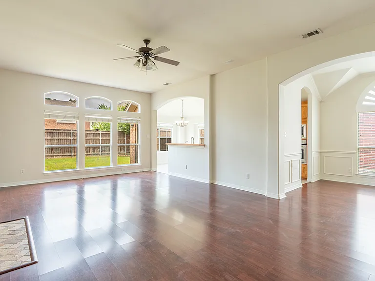 11990 Cobblestone Dr — Photo 12