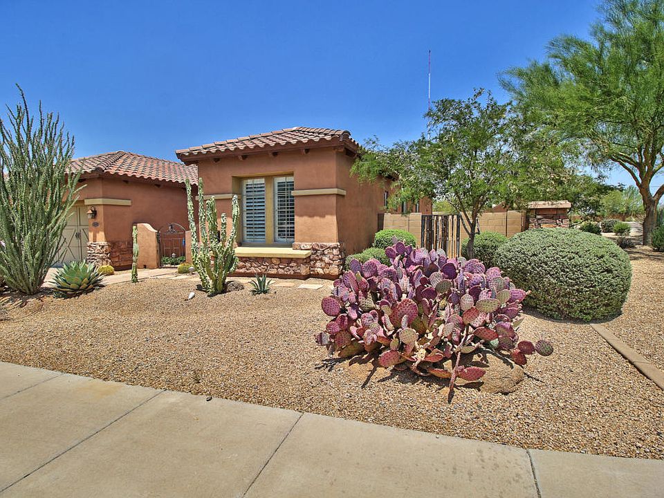 1st image of 3542 E Robin Ln