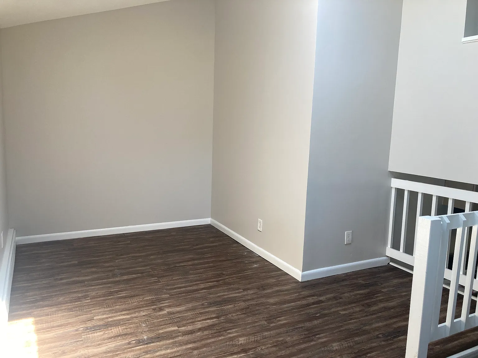 2 bed, 1000 sqft, $3,200 — Photo 2