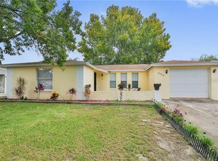 8724 Spanish Moss Dr, Port Richey, FL 34668