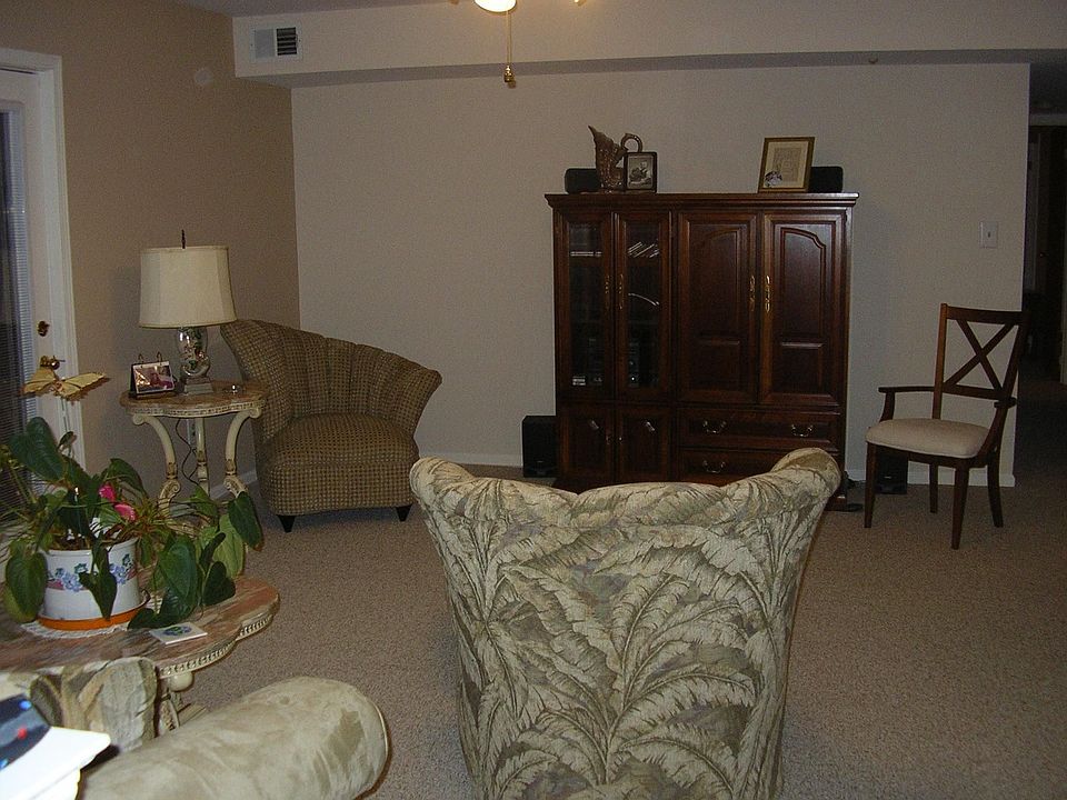 Spacious Living Room