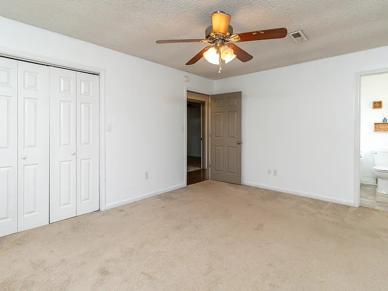 2821 Vicksburg Ln — Photo 21