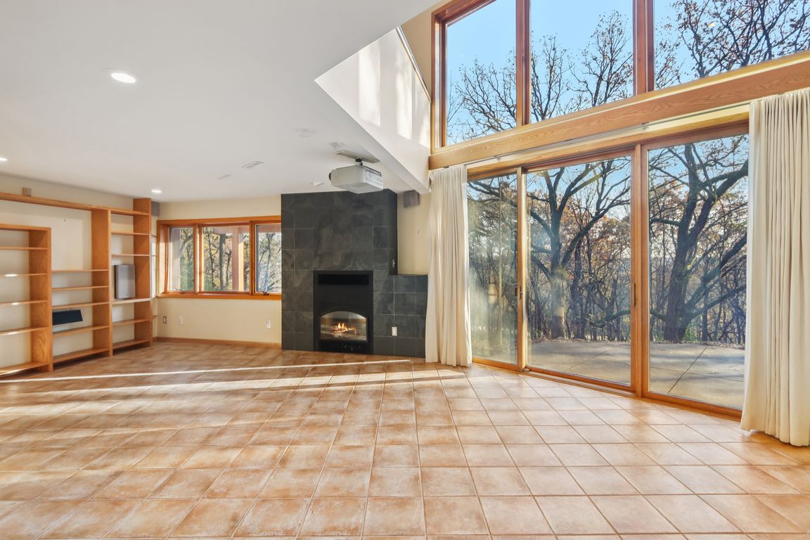 next background image