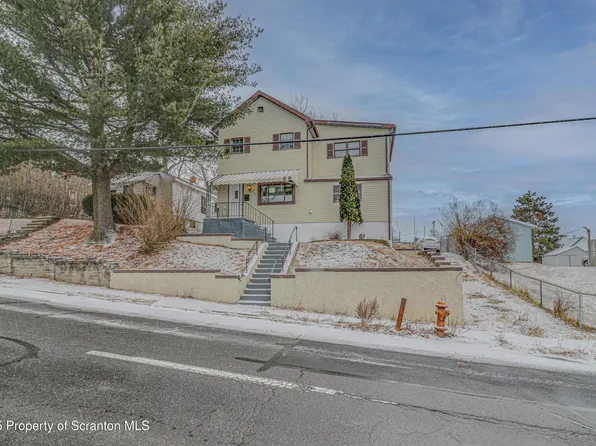 3343 Birney Ave, Moosic, PA 18507