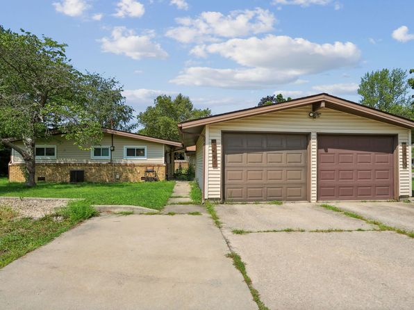 1201 Broadmoor Dr