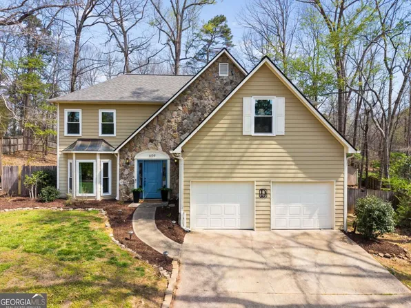 609 Farmbrook Trl NE, Kennesaw, GA 30144