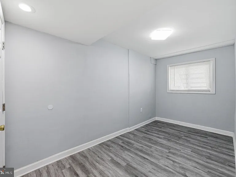 4029 Grant St NE — Photo 13