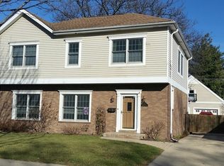 1233 Webster Ln, Des Plaines, IL 60018