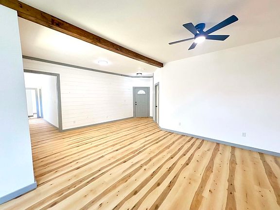 5th image of 1008 W 12th St