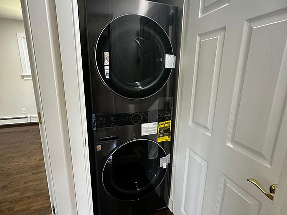 5th image of 10 Winston Dr #1