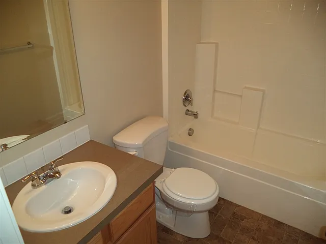 16866 Bayou Way — Photo 13