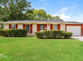 2561 Hedgerow Dr, Florissant, MO 63031