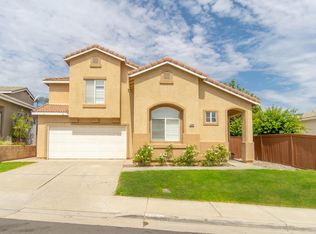 3398 Shining Star Ln, Corona, CA 92881