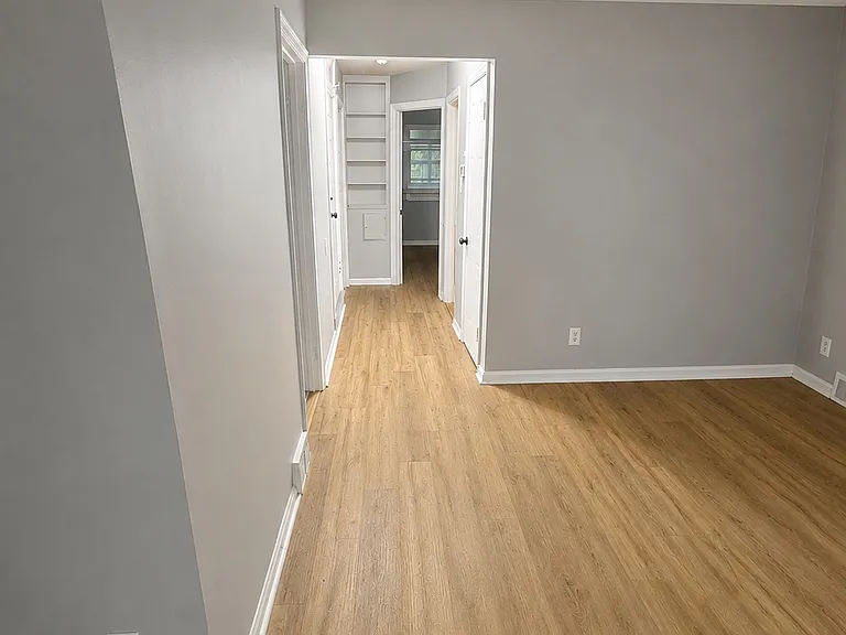 6405 London St — Photo 5