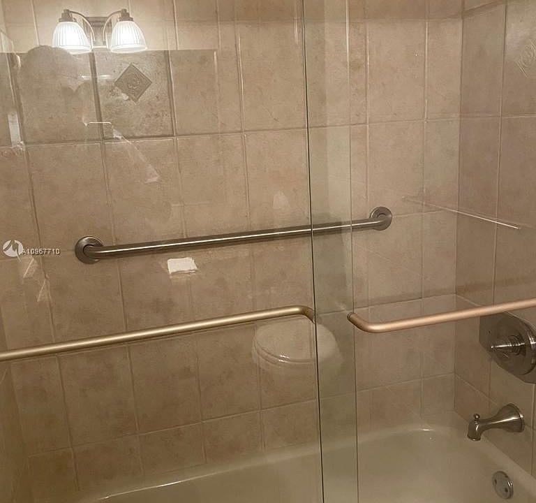 1st image of 3301 NE 5th Ave APT 512