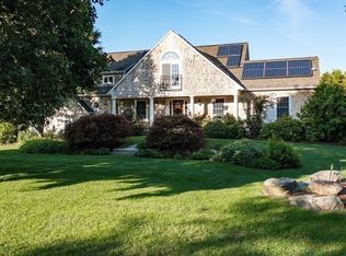 15 Shadow Farm Ln, Rochester, MA 02770