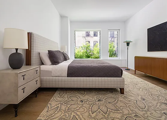 Sold by Douglas Elliman | media 25