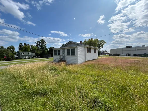 5 Veronica Street, Caribou, ME 04736