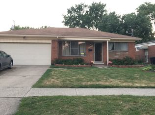 26705 Karen Ave, Warren, MI 48091