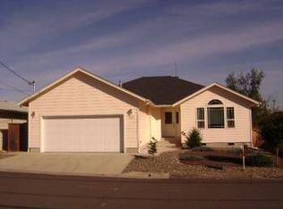 1629 NW Lynwood St, Roseburg, OR 97471