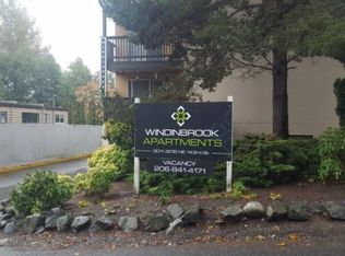 3015 NE 143rd St #10, Seattle, WA 98125