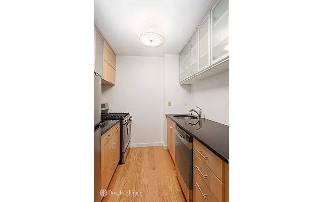 Sold by Douglas Elliman | media 4