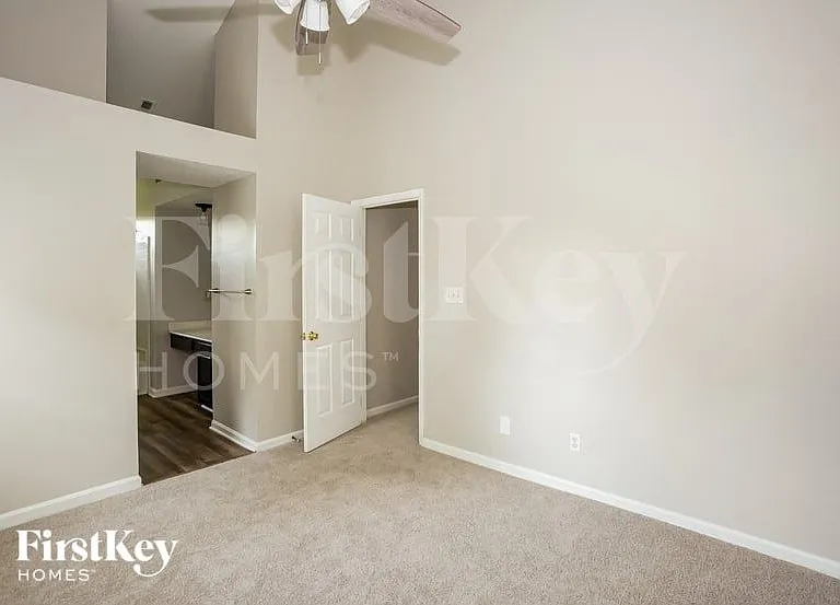 3420 Fortis Ln — Photo 7