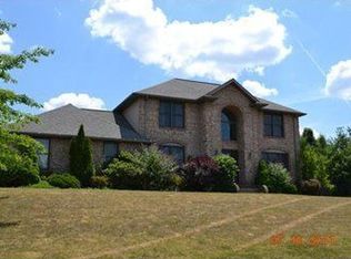 1009 Harvest Dr, Aliquippa, PA 15001