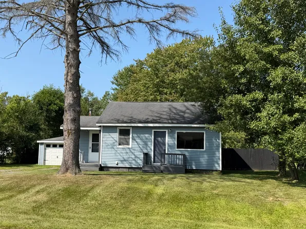1827 Marlette Rd, Kimball, MI 48074