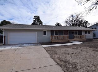 204 E 29th St, Hays, KS 67601