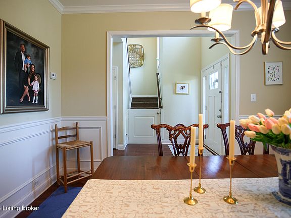 5th image of 803 Urton Woods Way