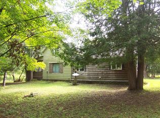 11551-4 Towns Rd, Gillett, WI 54124
